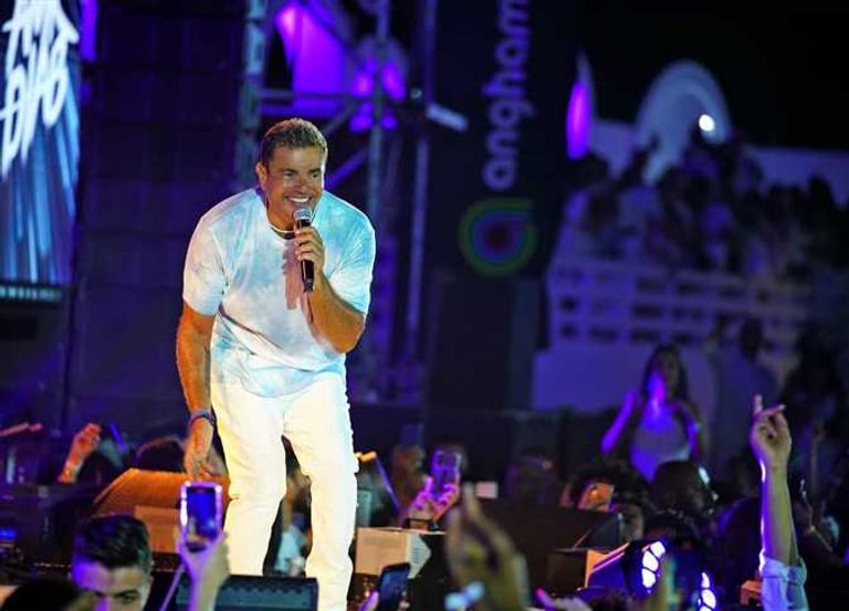 حفل عمرو دياب في الساحل الشمالي بمصر