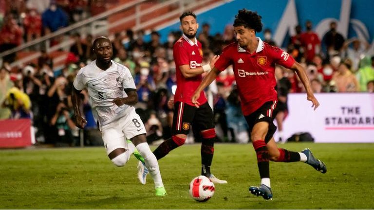 زيدان إقبال ضد ليفربول زيدان إقبال لاعب مانشستر يونايتد