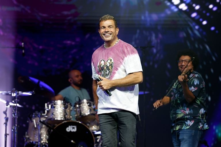 النجم عمرو دياب