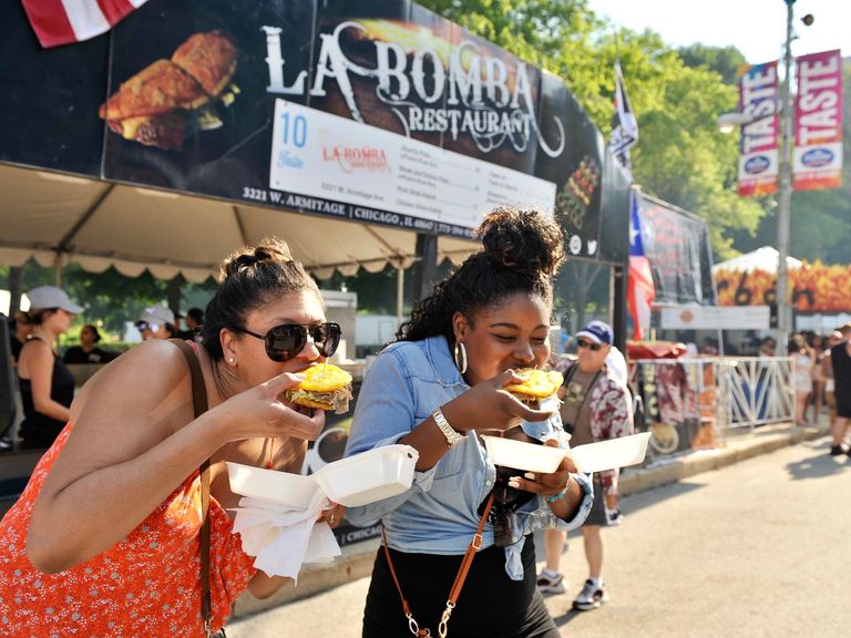 شيكاغو مطاعم الشارع في مدينة ميديلين بكولومبيا