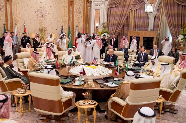 4 قمم أمريكية خليجية