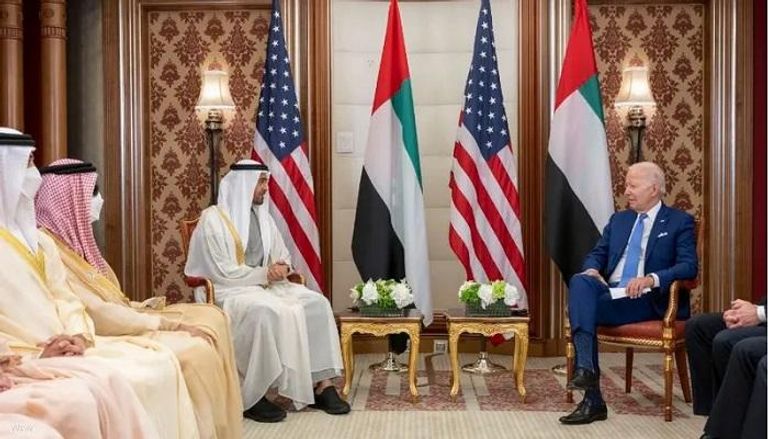 الرئيس الأمريكي خلال لقاء رئيس دولة الإمارات