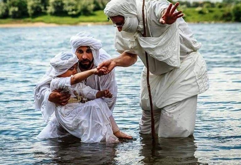 صابئة العراق يمارسون طقوس التعميد في عيد الكرصة