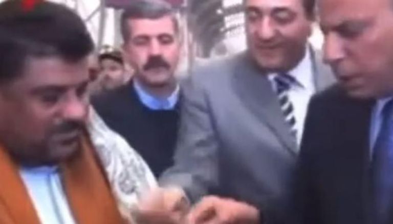 لقطة من فيديو الأفيون داخل محطة مصر