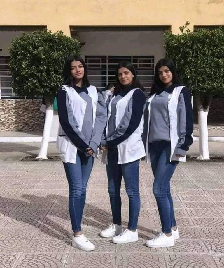 3 شقيقات توائم نجحن في امتحانات الثانوية العامة بالجزائر 3 شقيقات توأم نجحن في بكالوريا الجزائر