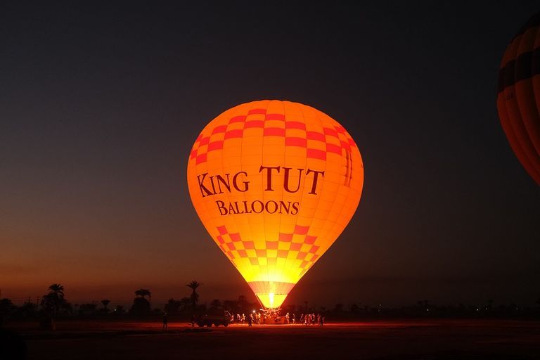 بالون طائر في الأقصر المصرية- أرشيفية