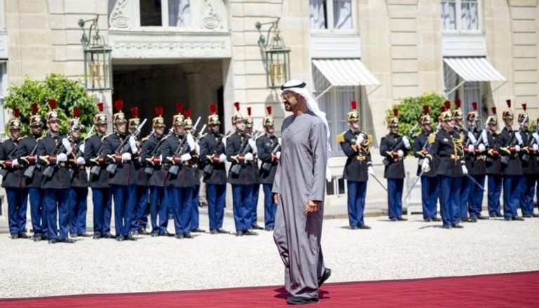 جانب من استقبال الشيخ محمد بن زايد آل نهيان في باريس