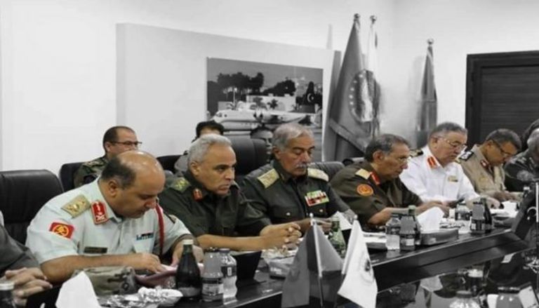 جانب من اجتماعات اللجنة العسكرية في طرابلس