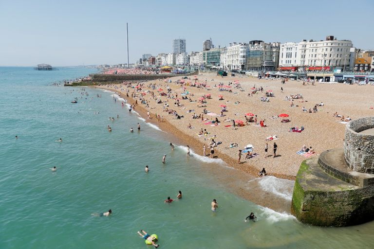 بريطانيا سجلت درجة حرارة بلغت 40.2 درجة