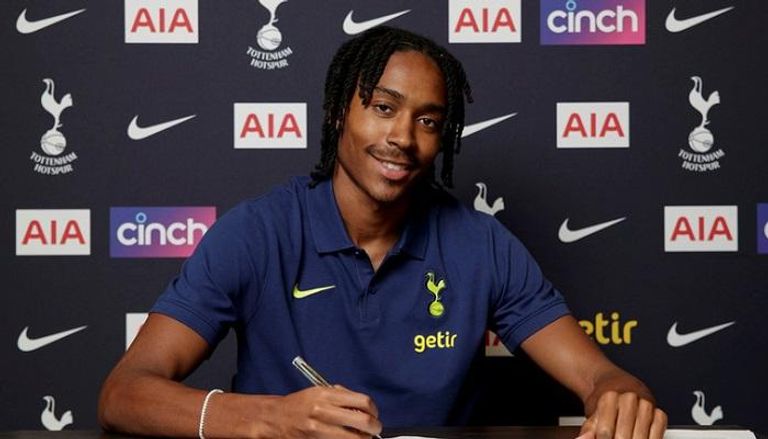 دجيد سبينس لاعب توتنهام الجديد