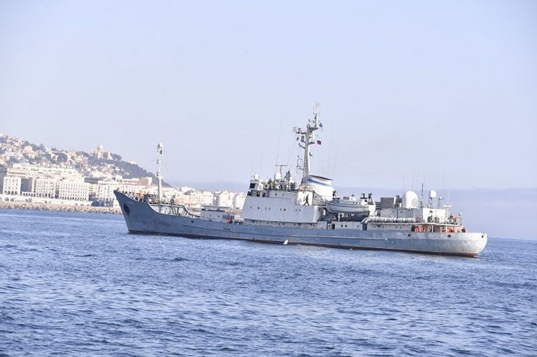 سفينة حربية روسية في الجزائر