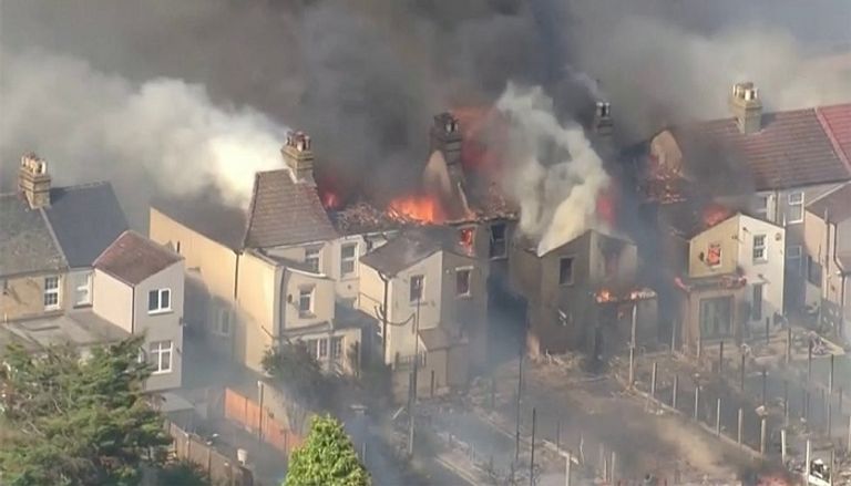 الحرائق شملت عدة عقارات في لندن