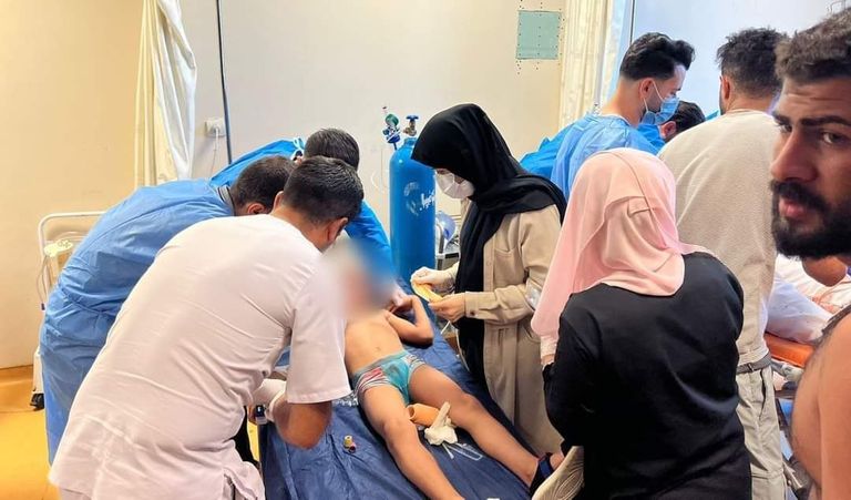 إسعاف جرحى في القصف التركي