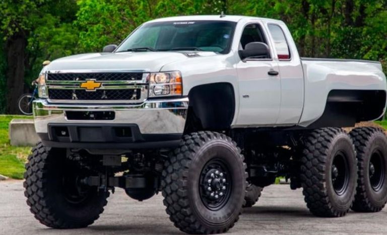 Hobbs Automotive Yeti طراز Ford Hennessey VelociRaptor 6x6