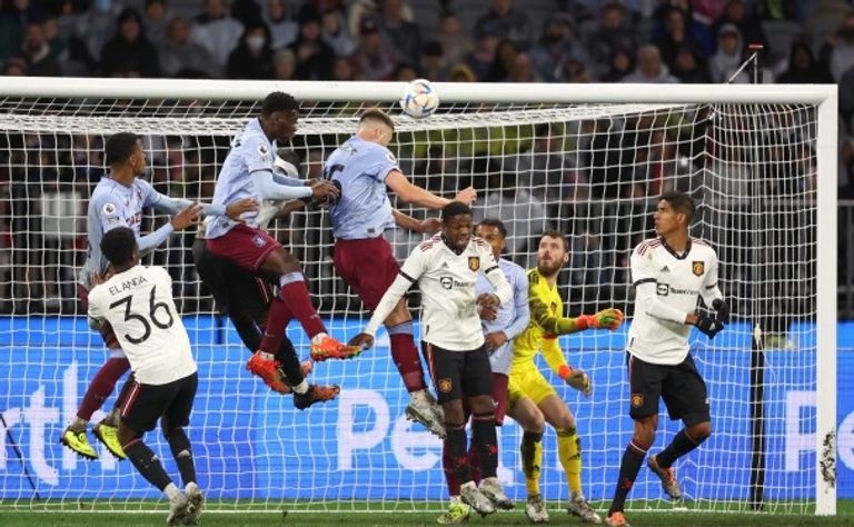 أستون فيلا ومانشستر يونايتد مانشستر يونايتد وأستون فيلا