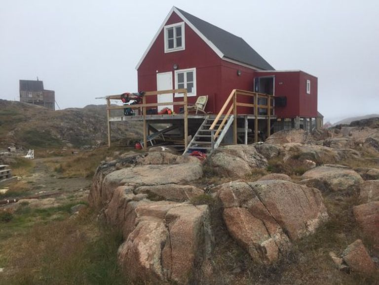 فندق كولوسوك أحد أفضل الفنادق في جرينلاند السياحة في جرينلاند…6 أماكن غير عادية عبر رحلة جليدية