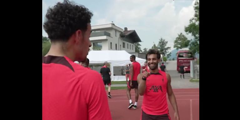 مشادة صلاح وجونز الكلامية