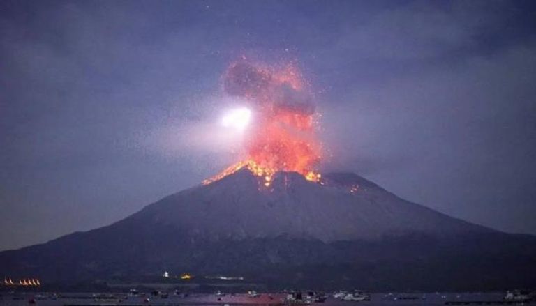 بركان ساكوراجيما جنوبي اليابان