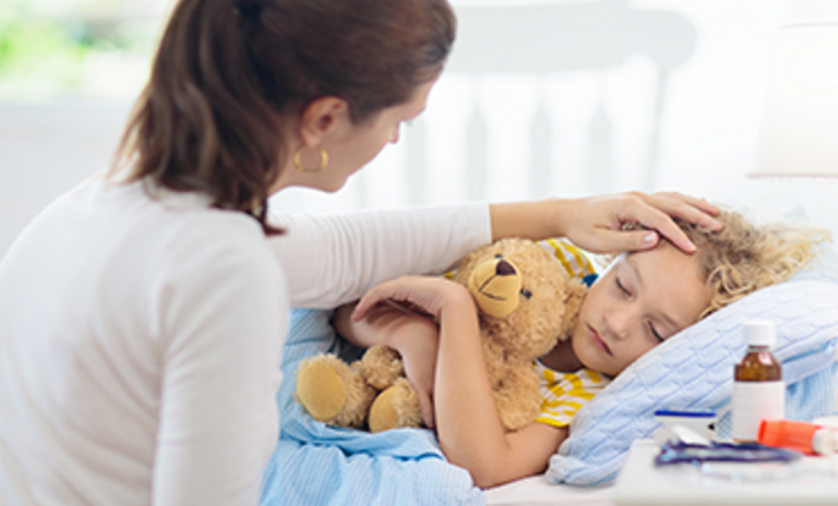 طفلة مصابة بالتهاب كبد حاد - تعبيرية