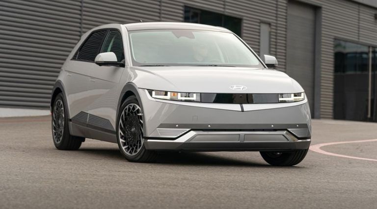 Hyundai Ioniq 5 Volkswagen ID. 4