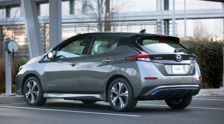 Nissan Leaf Volkswagen ID. 4