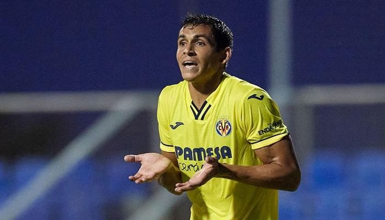 عيسى ماندي لاعب فياريال