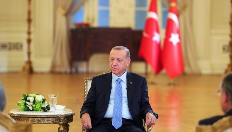 الرئيس التركي خلال المقابلة التلفزيونية