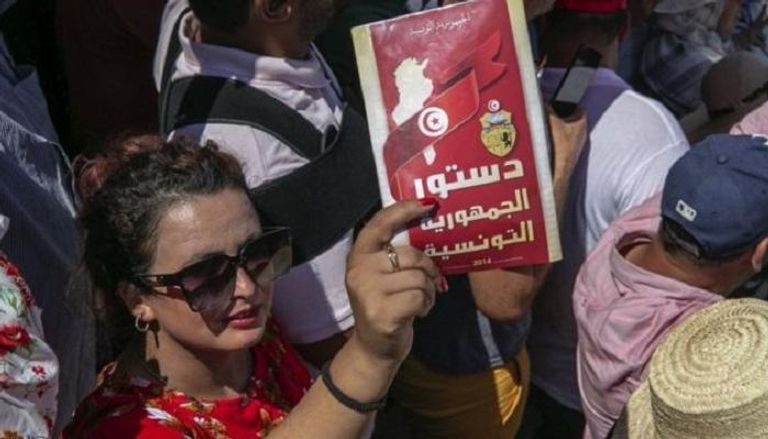 التونسيون قالوا كلمتهم بشأن دستور الجمهورية الجديدة