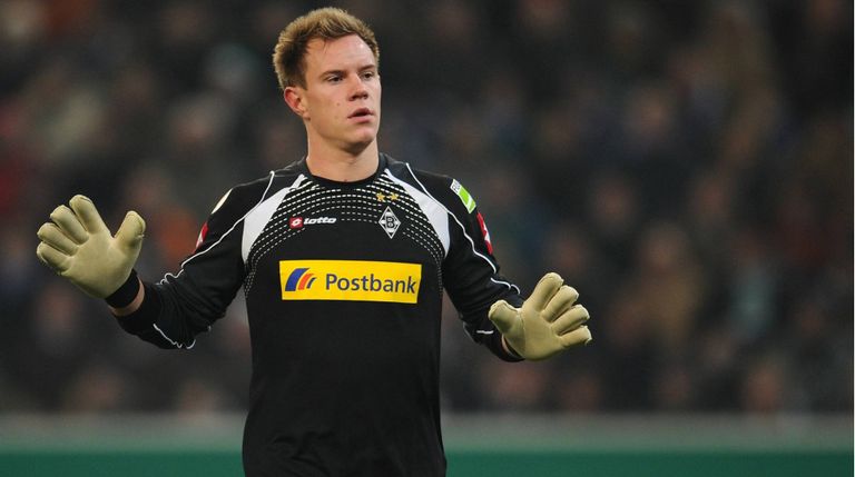 تير شتيجن في جلادباخ ديفيد ألابا وروبرت ليفاندوفسكي