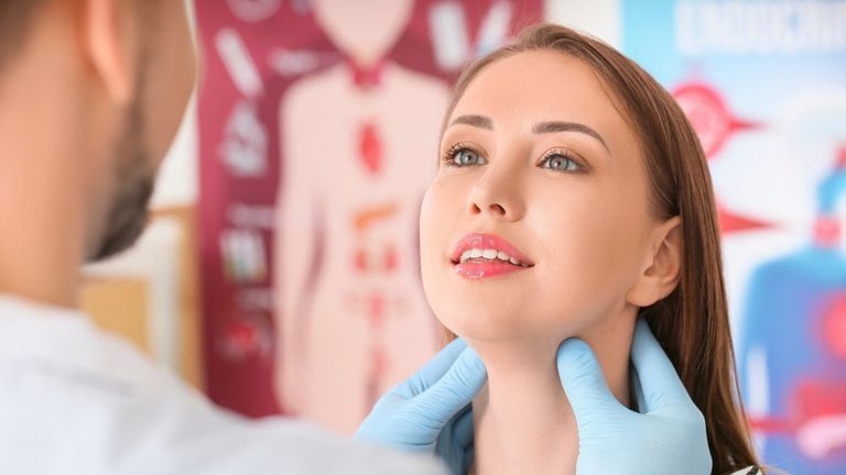 أمراض الغدرة الدرقية تهدد صحة الحامل والجنين