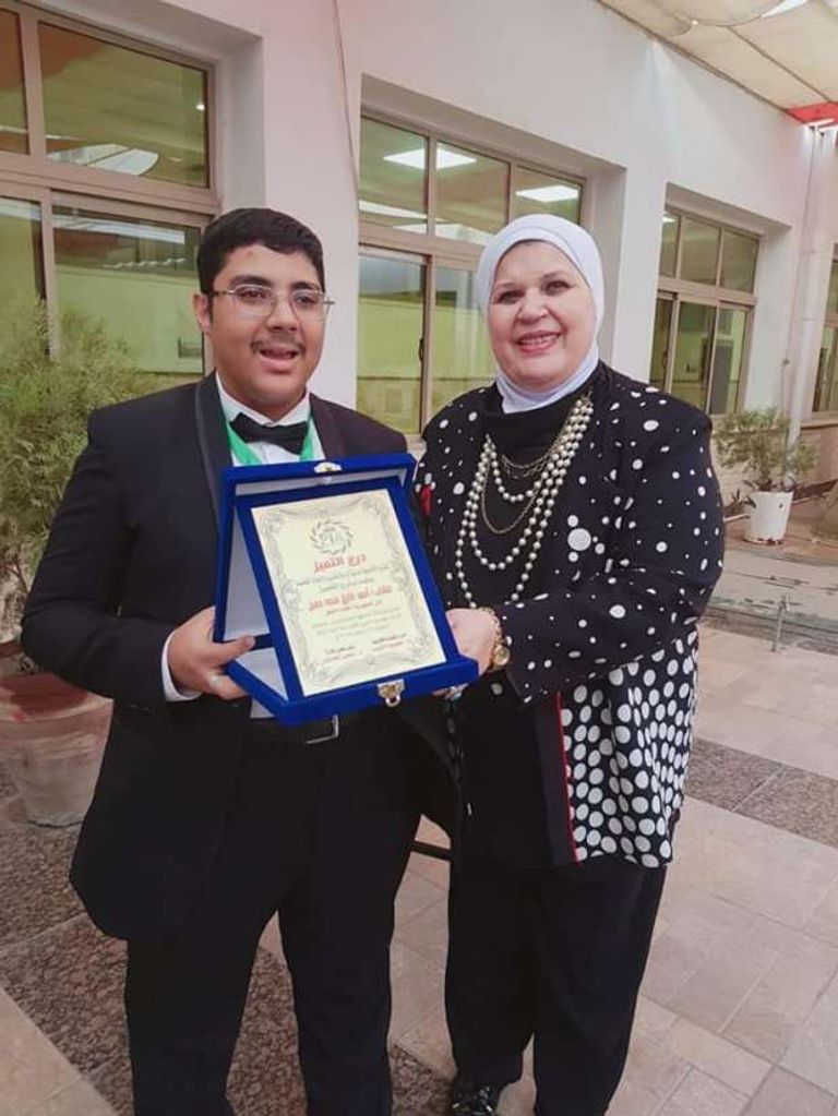 أحمد طارق وإسعاد يونس وأشرف عبد الباقي