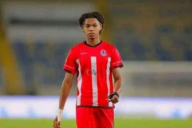 المهدي مبارك طارق حامد لاعب الزمالك السابق