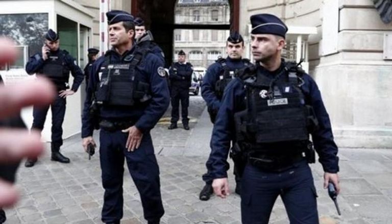 عناصر  من الشرطة الفرنسية 