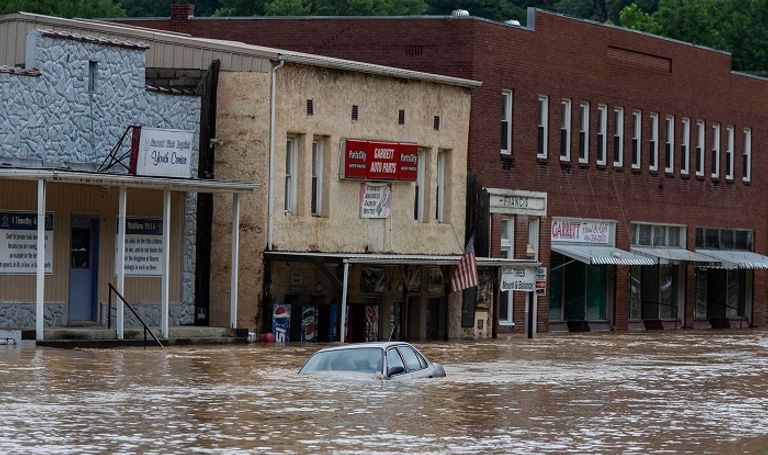 الفيضانات خلفت دمارا واسعا في كنتاكي