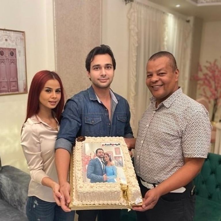 منة عرفة مع زوجها السابق