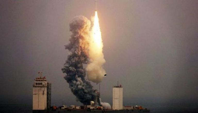 لحظة إطلاق الصاروخ الصيني