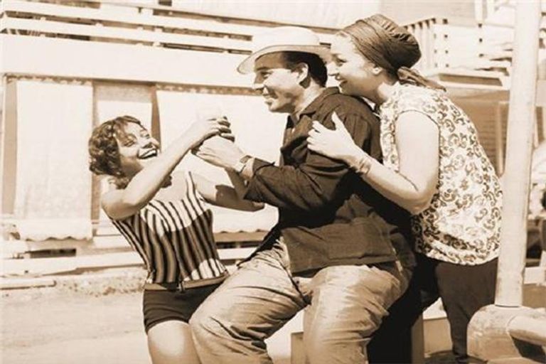 فريد شوقي مع زوجته سهير ترك