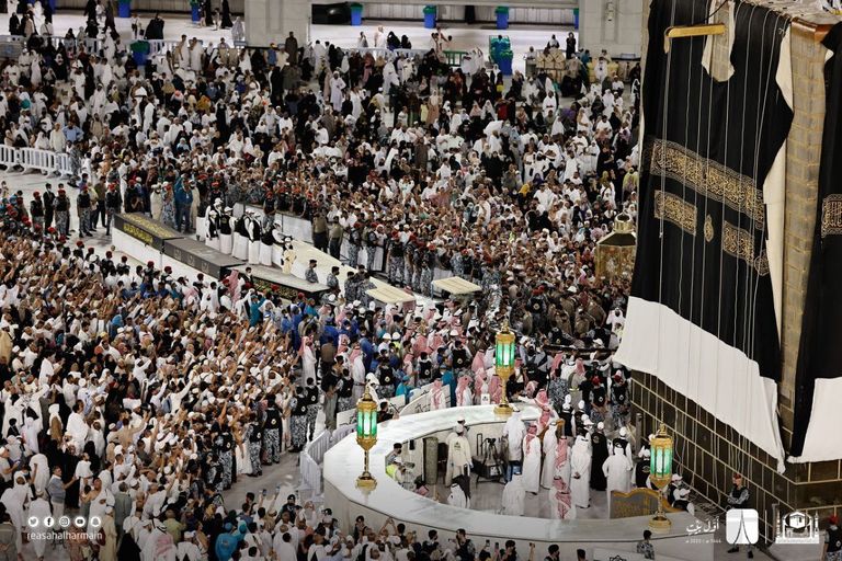 كسوة الكعبة الجديدة