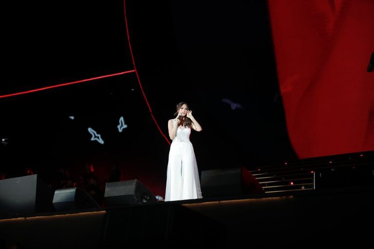 آمال ماهر خلال حفل العلمين