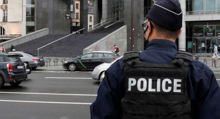 شرطي فرنسي - أرشيفية