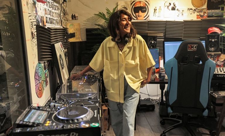 منسقة الأغاني السعودية لين نايف