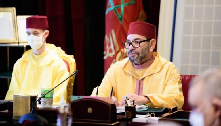 العاهل المغربي الملك محمد السادس خلال إلقائه خطاب العرش
