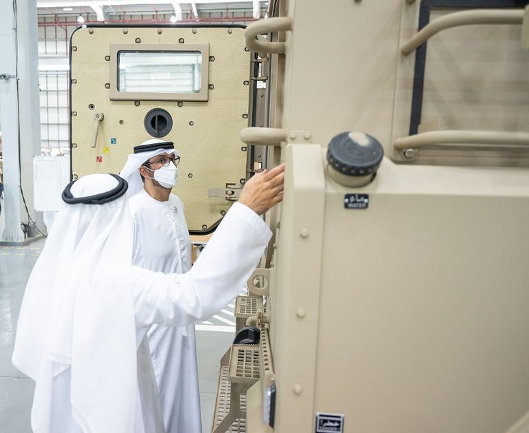 الدكتور سلطان الجابر يزور مجمع