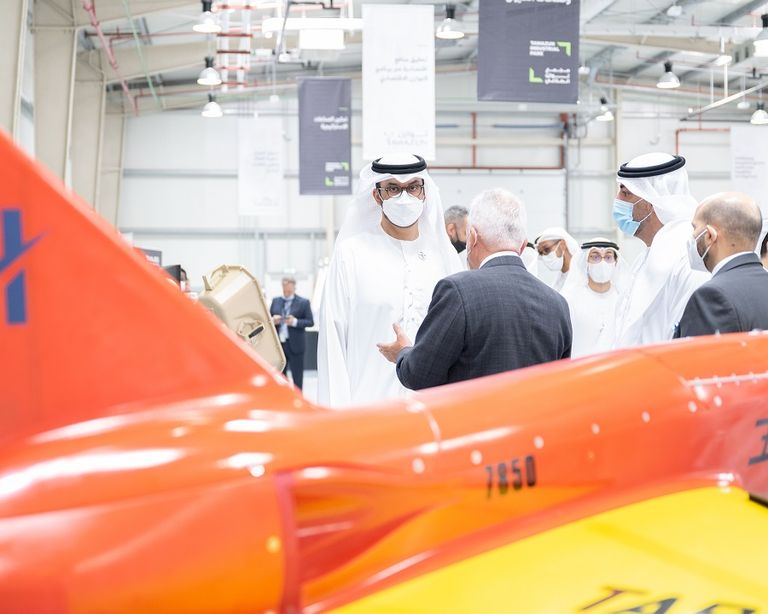 الدكتور سلطان الجابر يزور مجمع