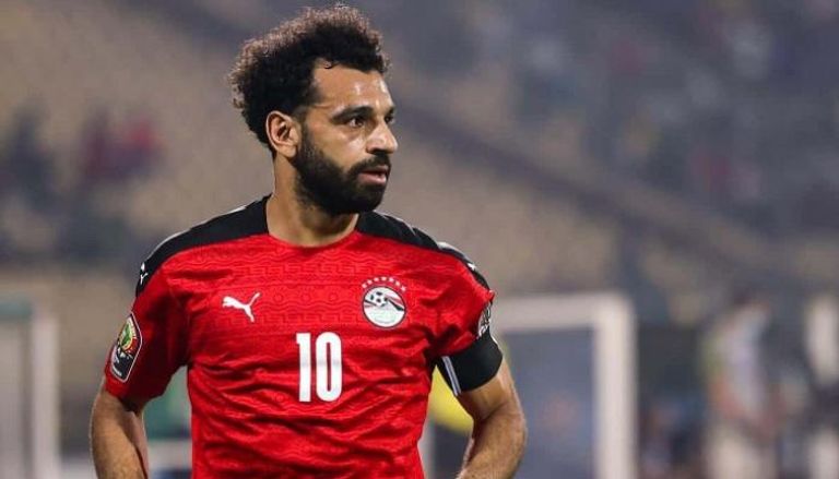 محمد صلاح بقميص منتخب مصر محمد صلاح ورياض محرز نجما ليفربول ومانشستر سيتي