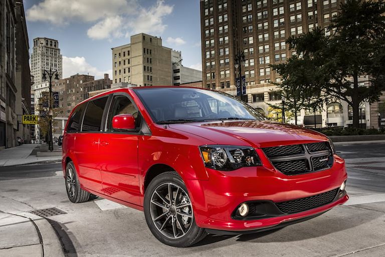 طراز Dodge Grand Caravan R/ T