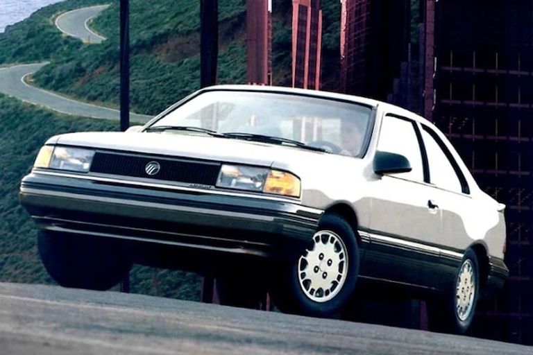 طراز Dodge Grand Caravan R/ T