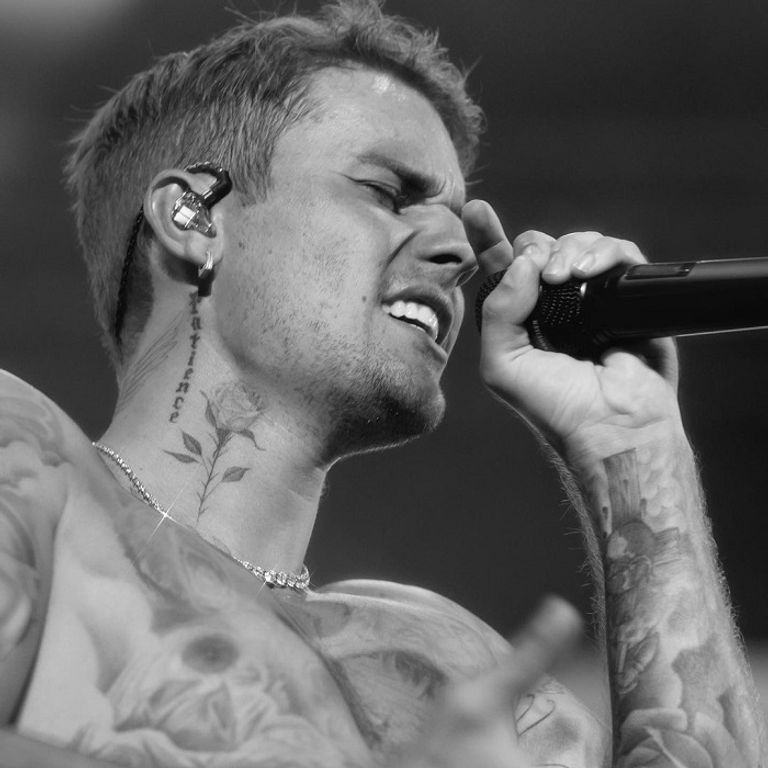 المغني الكندي جاستين بيبر 