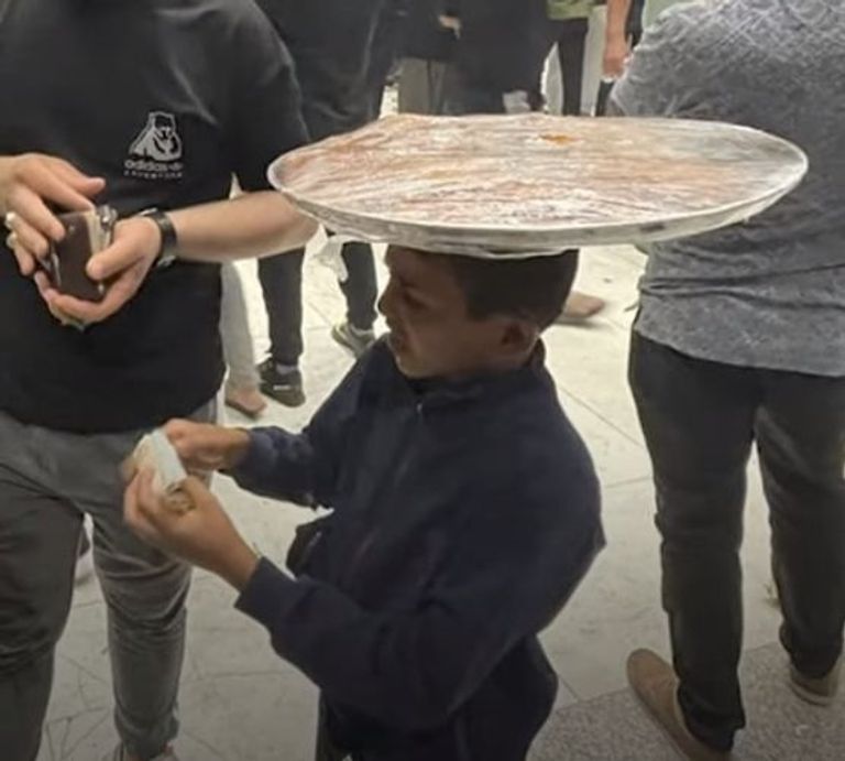 باعة جائلون في البرلمان العراقي