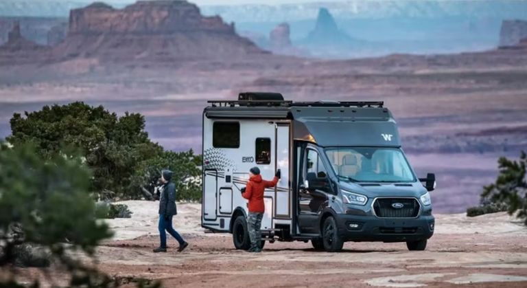 Ford Transit مرسيدس Sprinter 2500